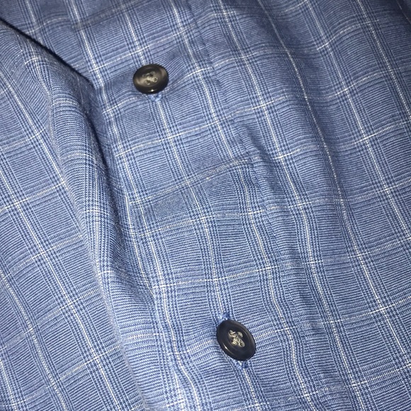 Arrow large 16-16.5” blue and white button down 💕 - Picture 6 of 6